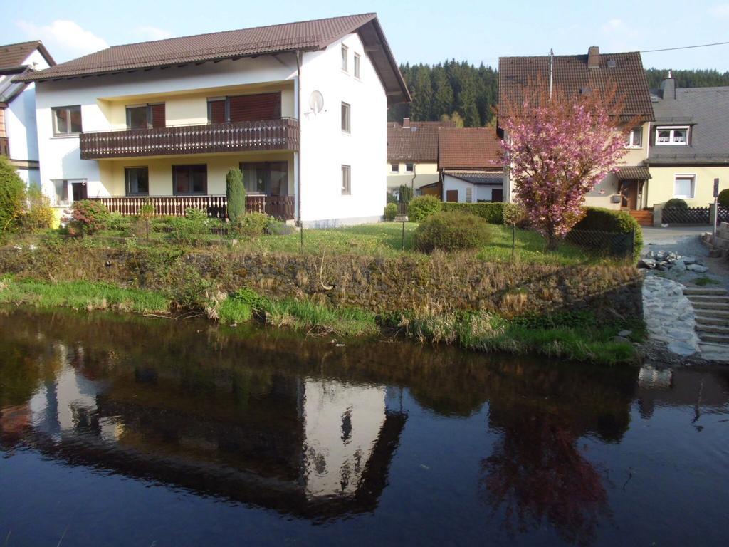 Ferienwohnungen An der Rodach Steinwiesen Exterior foto
